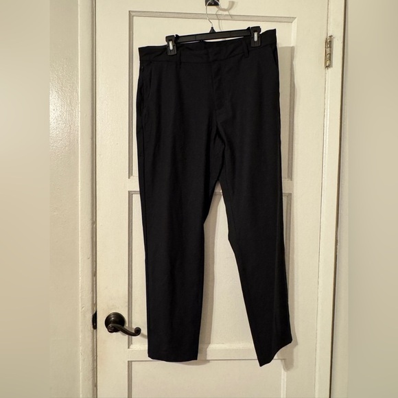 Fabletics The Don Trouser (Classic Fit) Sz 34x32 - Picture 5 of 8
